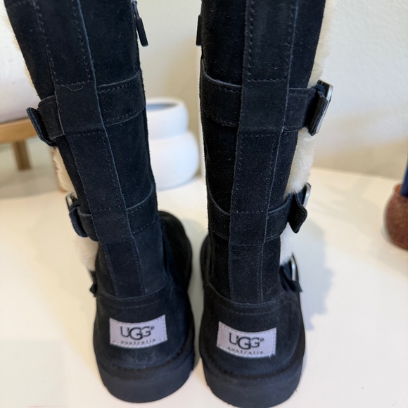 UGG MADDI BOOTS 3 - Picture 4 of 5